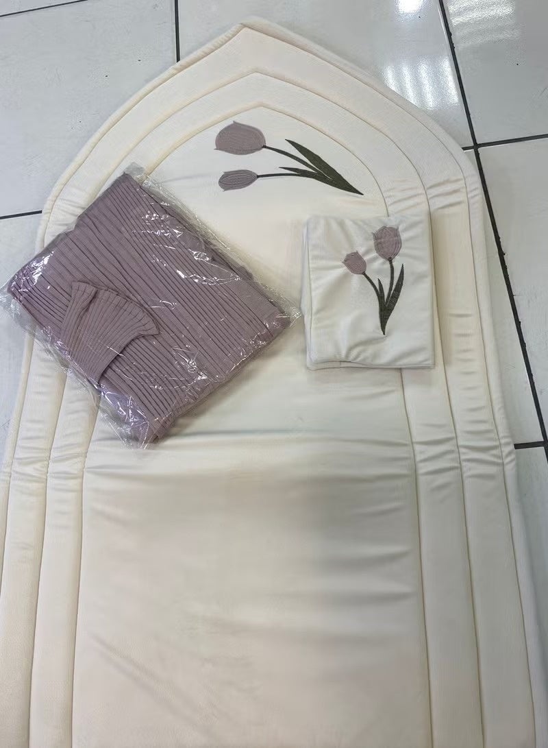 Women's prayer rug and sheet set